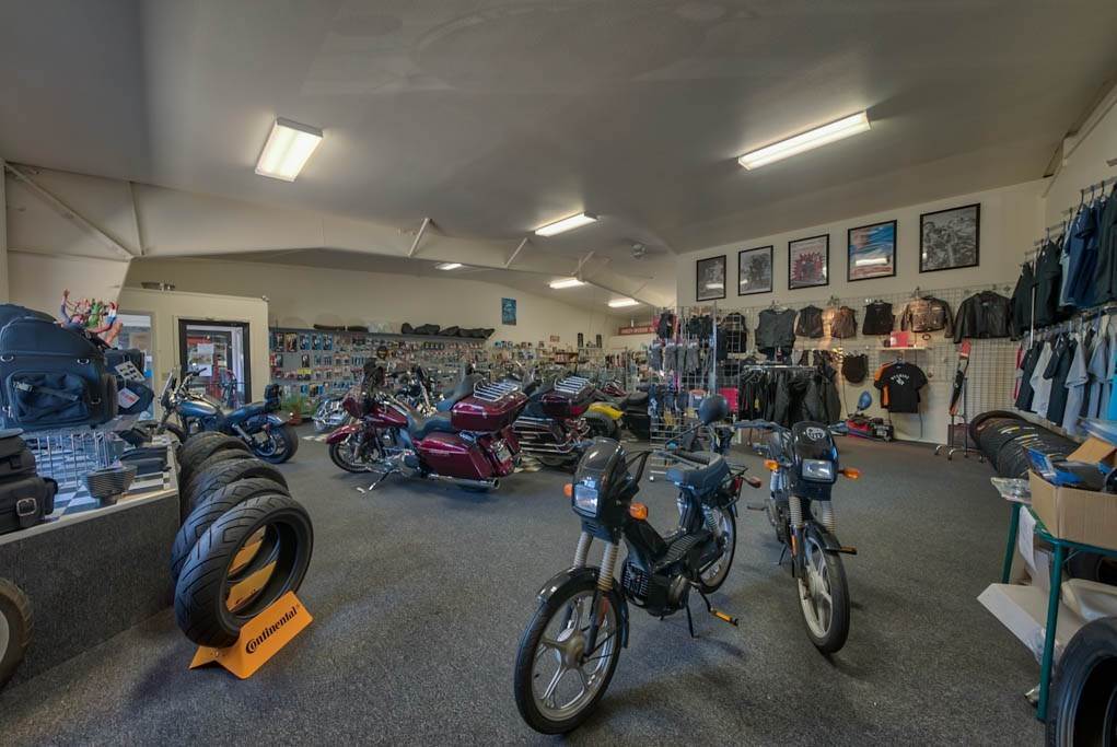 22. Commercial for Sale at 556 Yellowstone Ave Cody, Wyoming 82414 United States