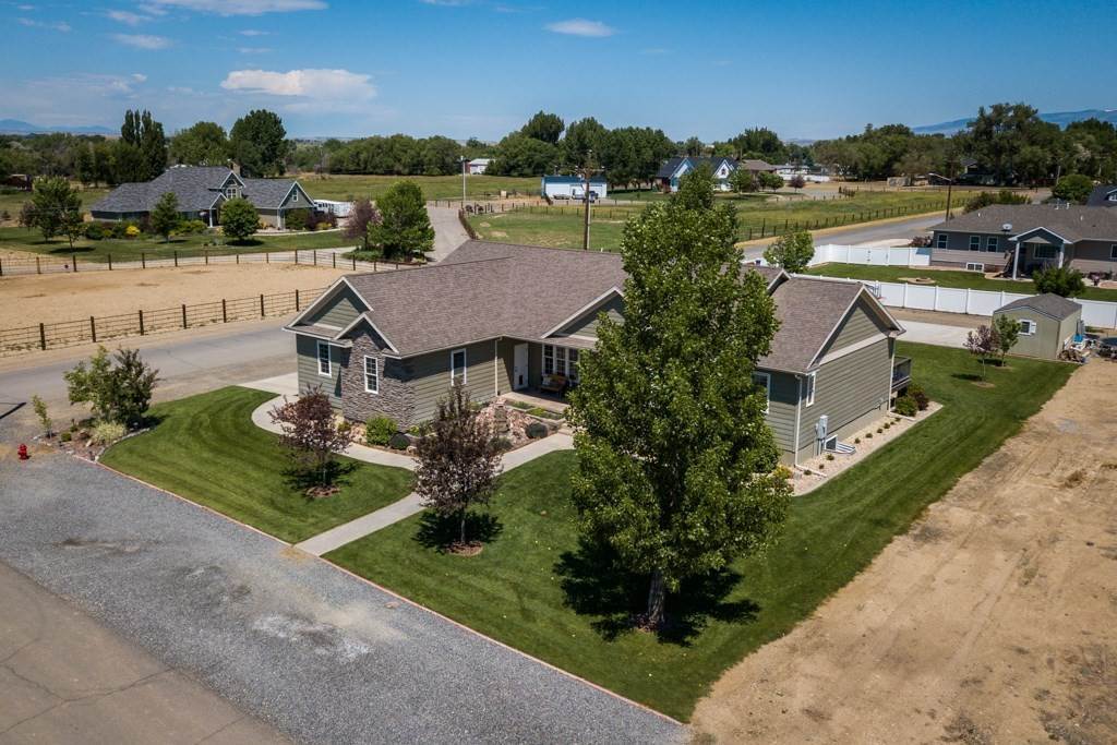 3. Single Family Homes for Sale at 25 East 6th Street S Cowley, Wyoming 82420 United States