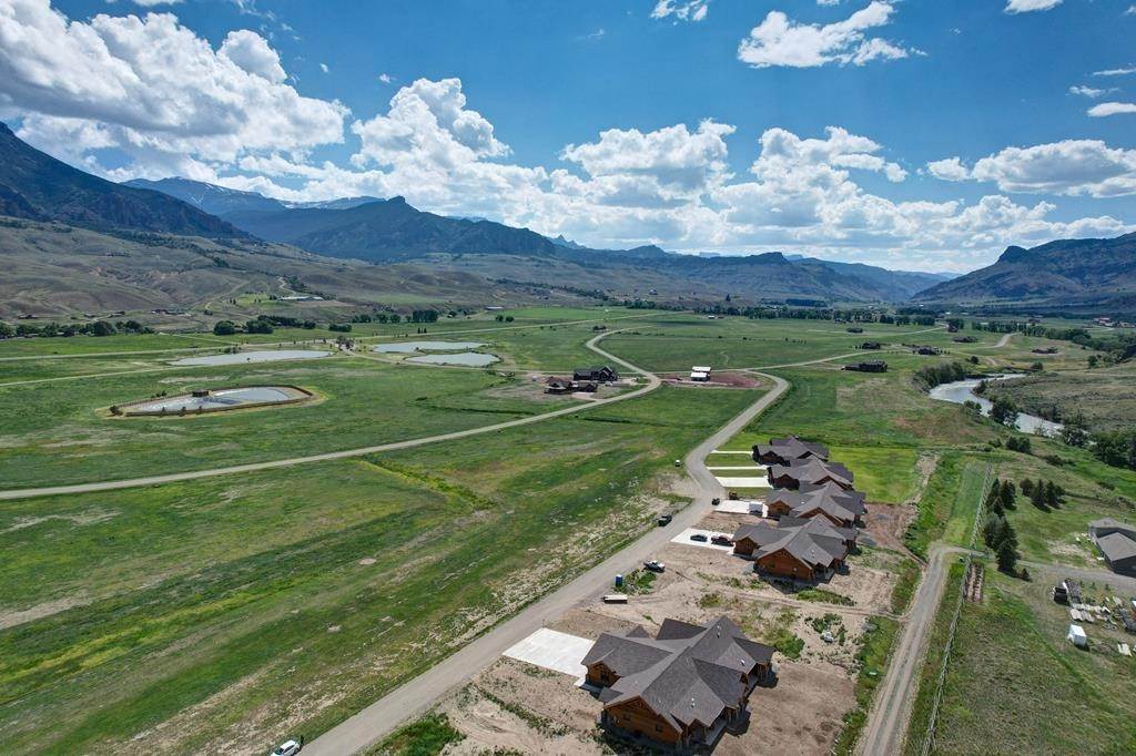 34. Single Family Homes for Sale at 65 Winchester Dr Cody, Wyoming 82414 United States