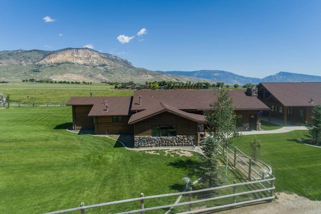 13. Single Family Homes por un Venta en 39 Brown Mountain Rd Cody, Wyoming 82414 Estados Unidos