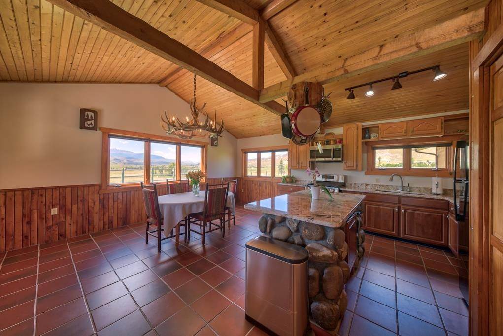 16. Single Family Homes por un Venta en 39 Brown Mountain Rd Cody, Wyoming 82414 Estados Unidos