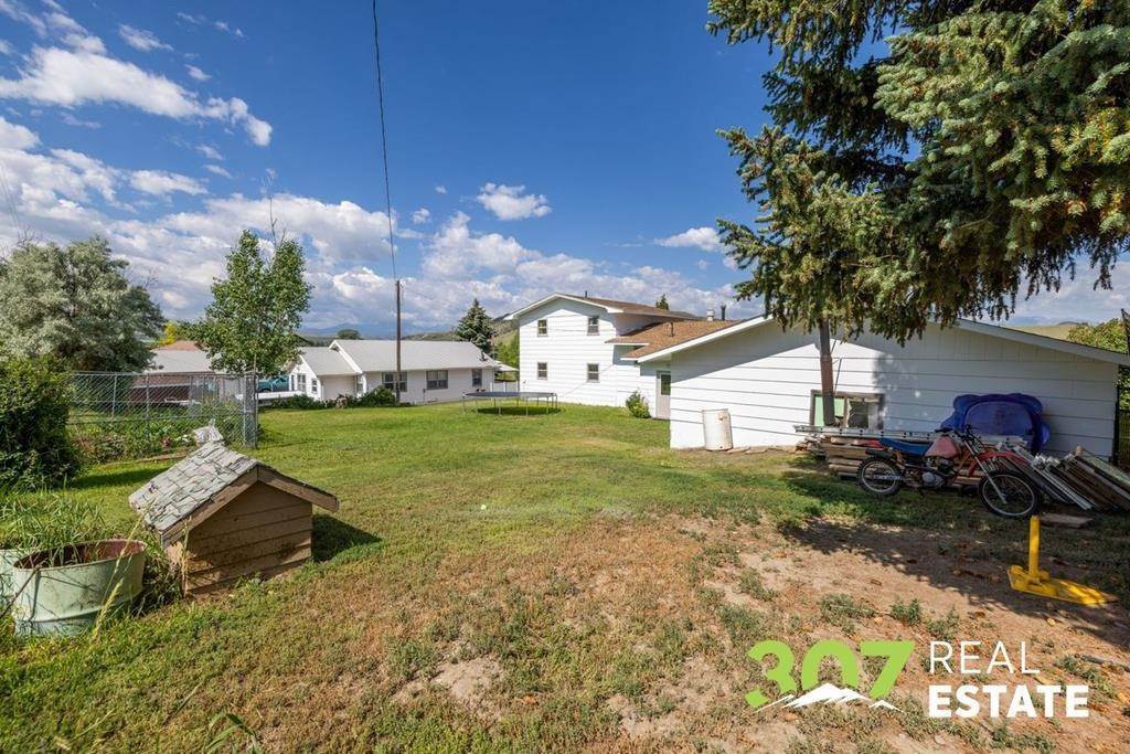41. Single Family Homes for Sale at 1870 Wyoming Ave Meeteetse, Wyoming 82433 United States
