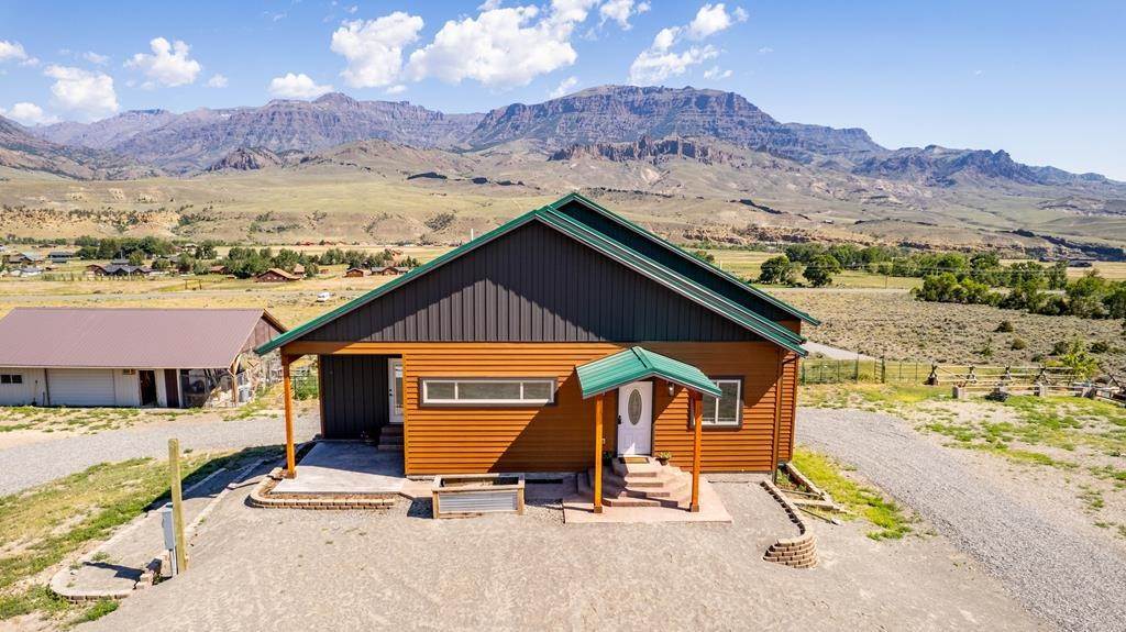 Single Family Homes for Sale at 3 Paintbrush Dr Cody, Wyoming 82414 United States