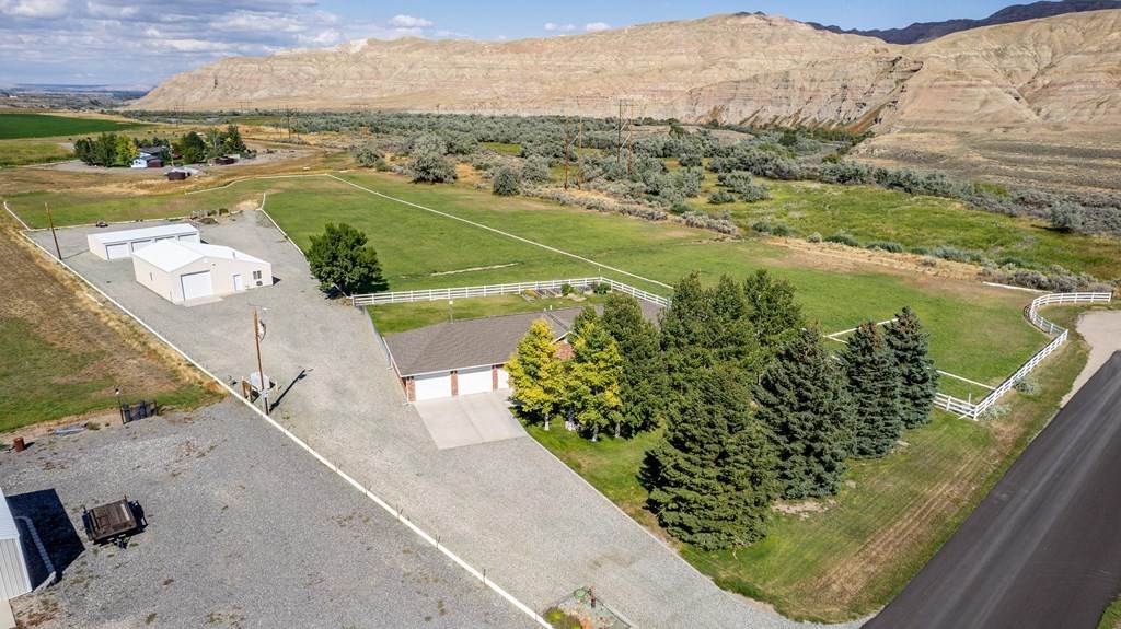44. Single Family Homes for Sale at 63 Nez Perce Dr Cody, Wyoming 82414 United States