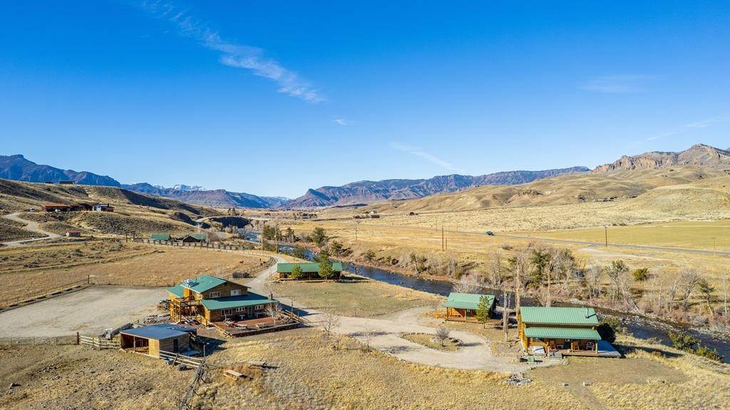 Commercial for Sale at 53 Stagecoach Trl Cody, Wyoming 82414 United States