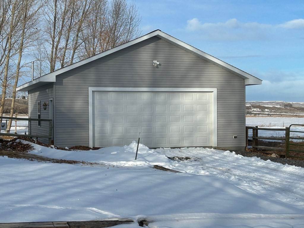 2. Single Family Homes for Sale at 1843 Lane 12 Powell, Wyoming 82435 United States