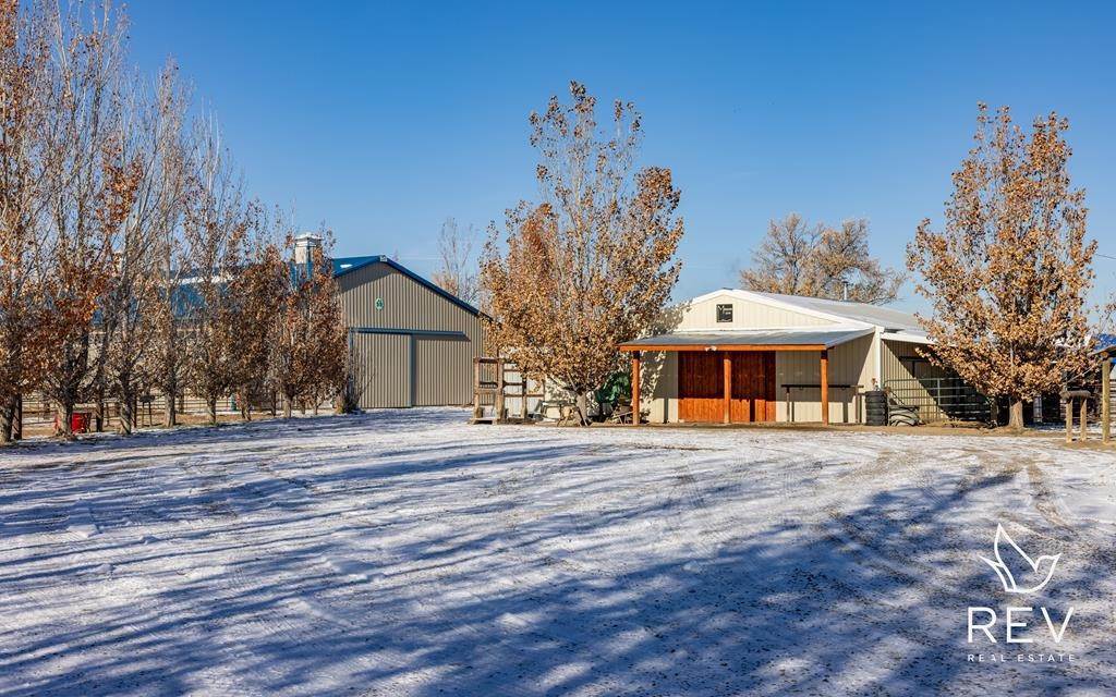 34. Single Family Homes for Sale at 380 Hwy 20 S Basin, Wyoming 82410 United States