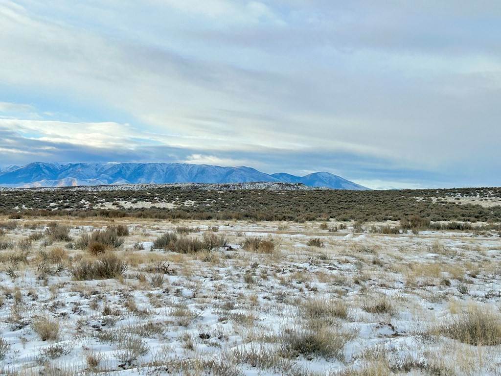 6. Lots / Land for Sale at Tbd Overland Tr Clark, Wyoming 82435 United States