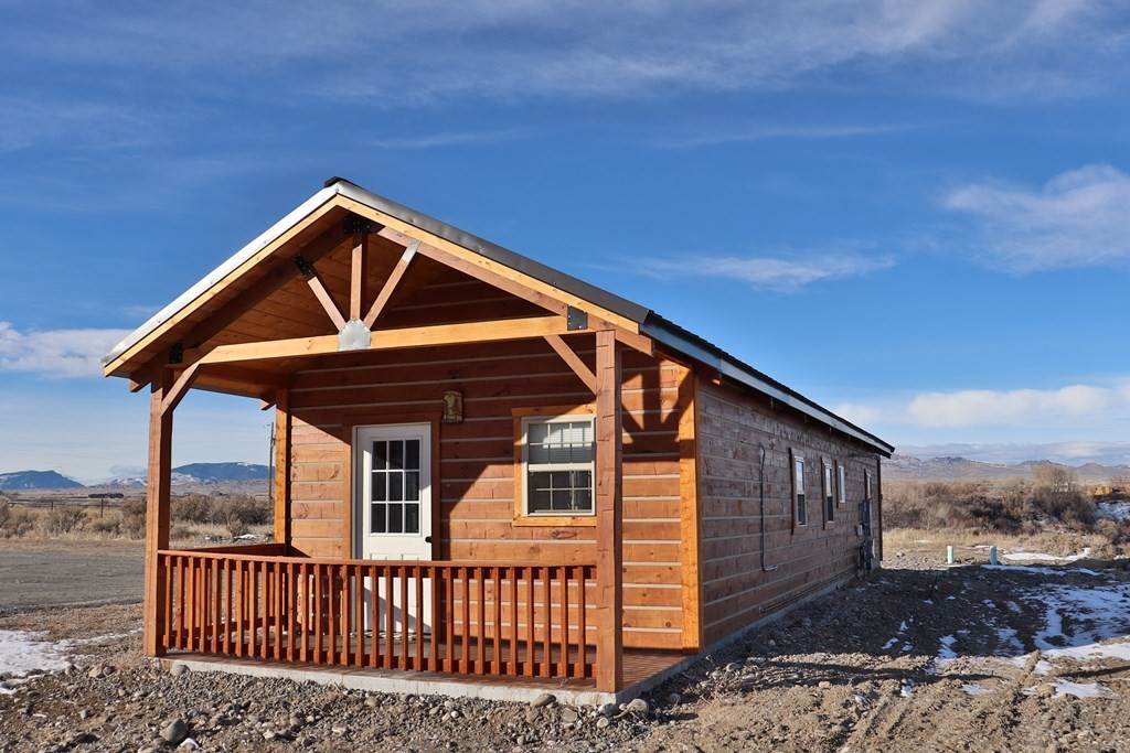 15. Single Family Homes for Sale at 1727 Lane 15 Powell, Wyoming 82435 United States