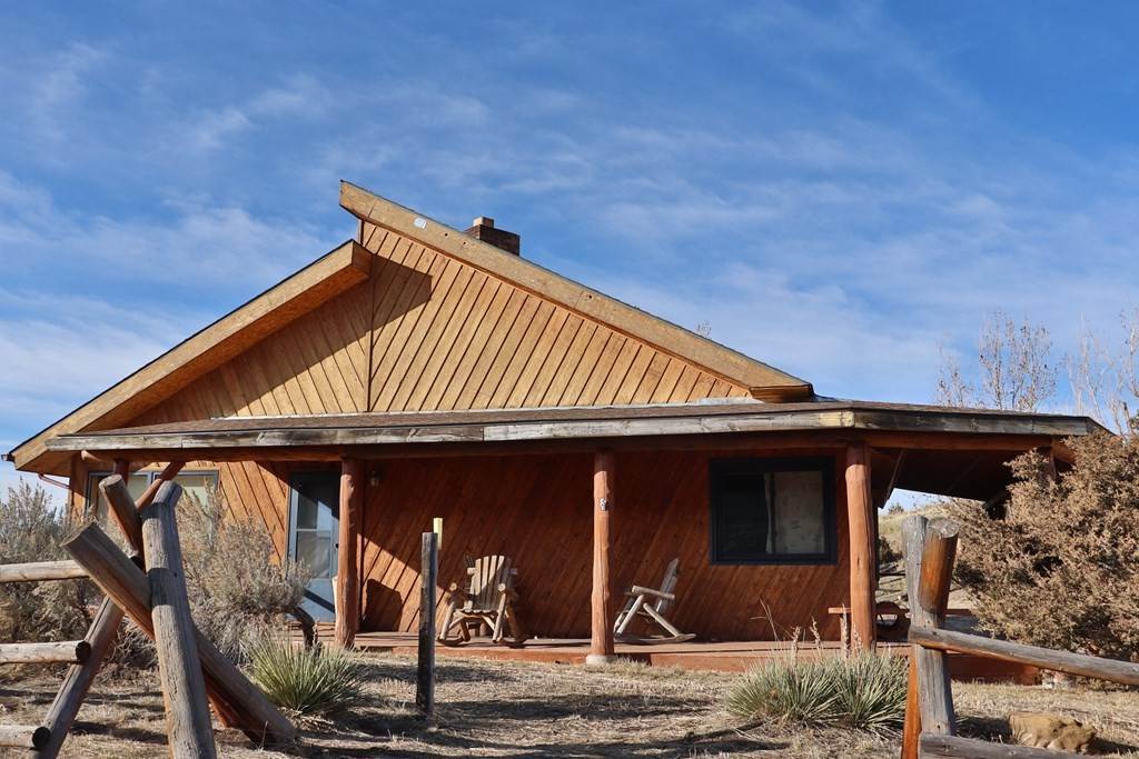 8. Single Family Homes for Sale at 2185 Beaver Creek Rd Shell, Wyoming 82441 United States
