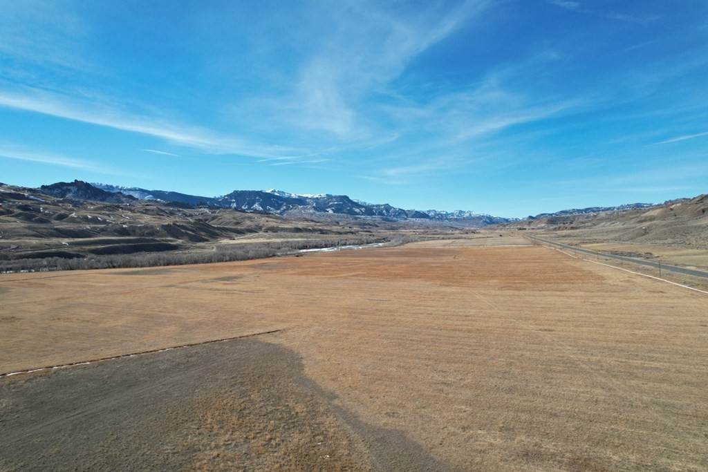 17. Lotes / Terrenos por un Venta en Tbd North Fork Hwy Wapiti, Wyoming 82450 Estados Unidos